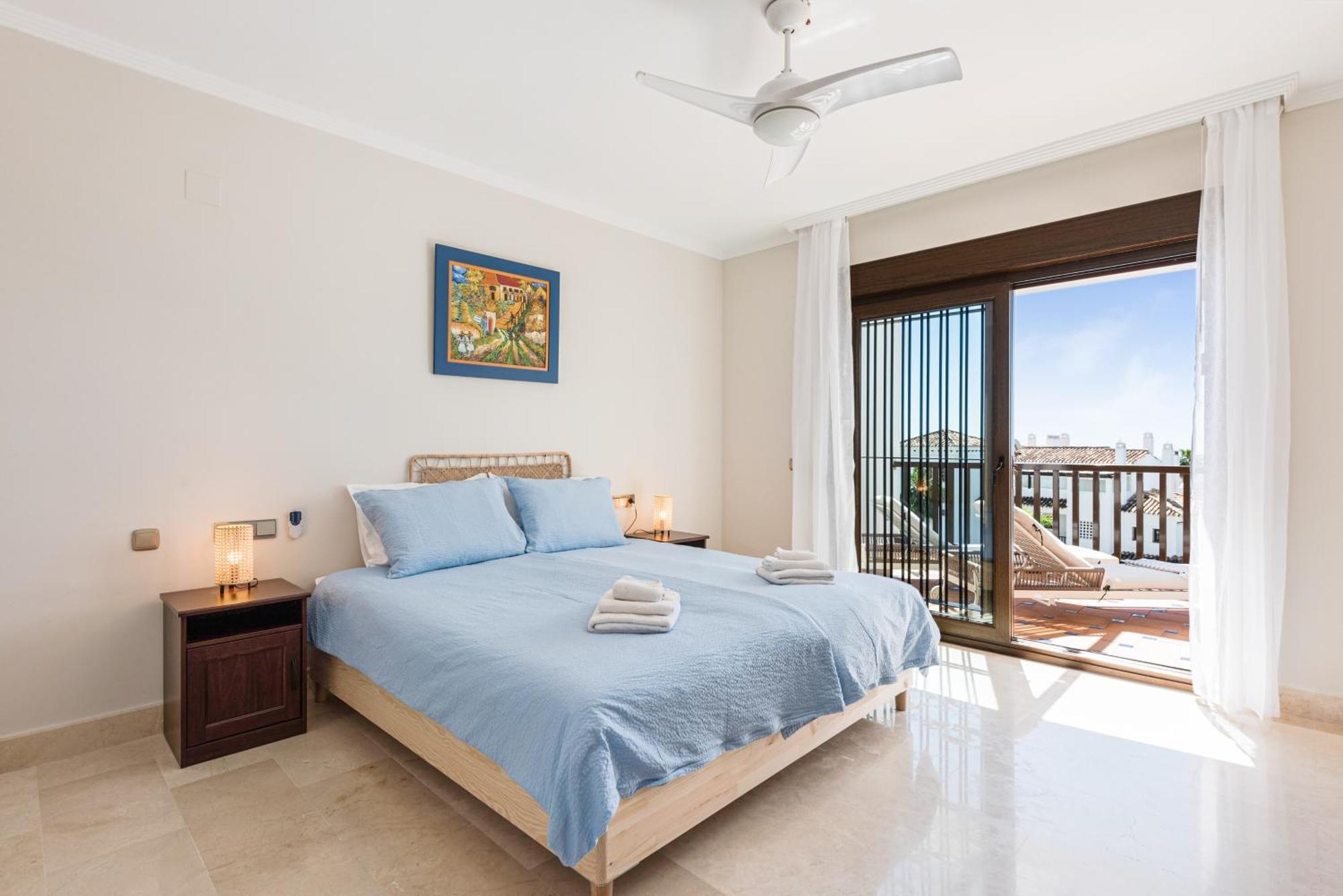מיחאס Incredible Apartment With Sea Views And Balcony מראה חיצוני תמונה
